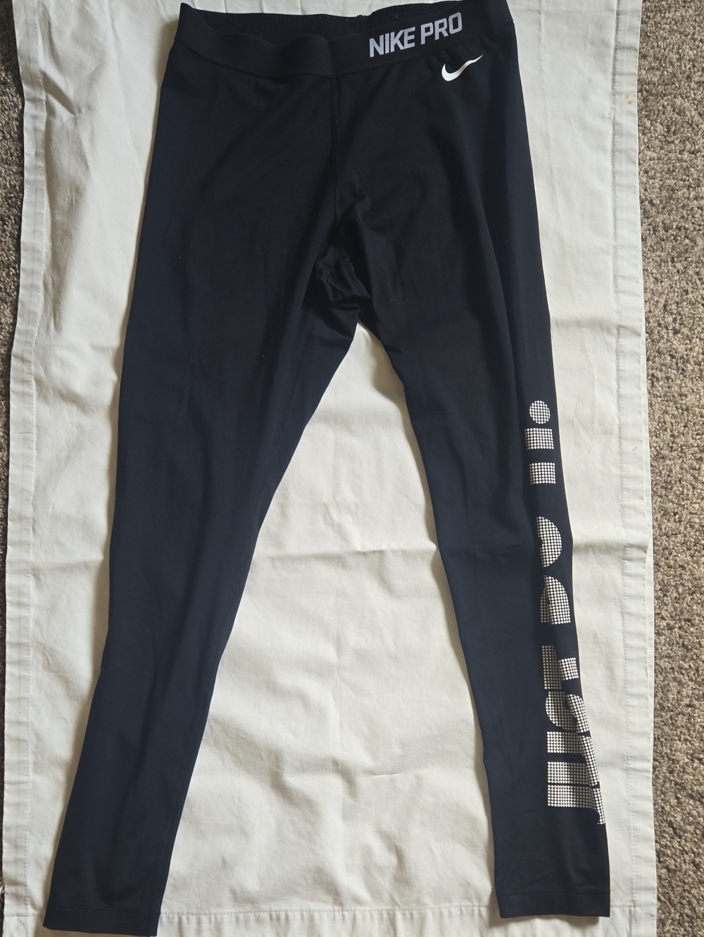 Nike Pro Black Athletic Leggings - "Just Do It" - Picture 4 of 7